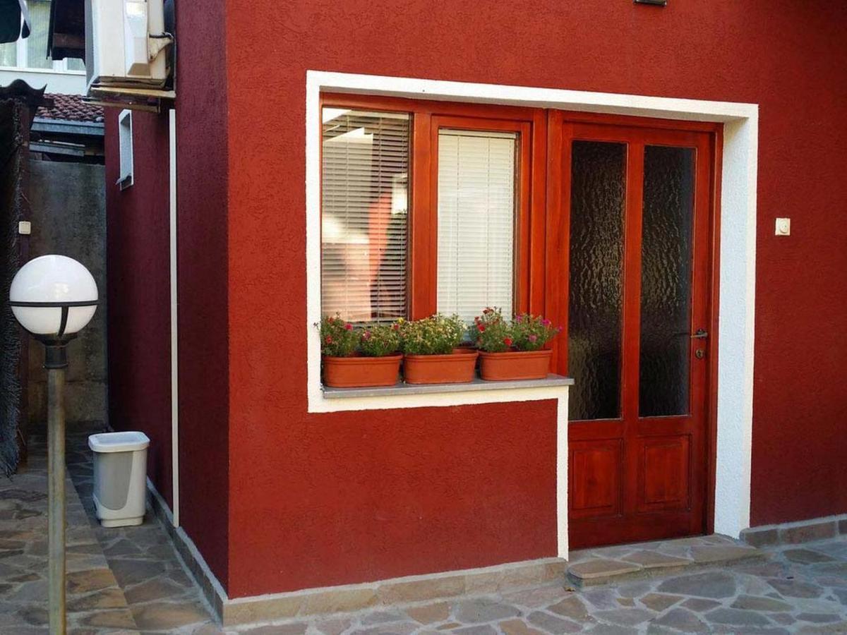 Apartman Ristic ニシュカ・バニャ エクステリア 写真
